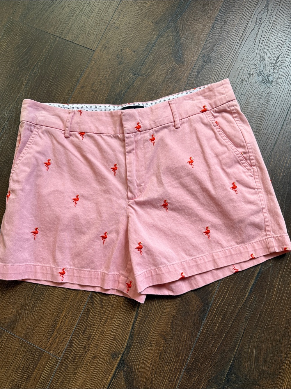 Jones & Co Light Pink Women's Embroidered Flamingo Bermuda Shorts Size 6